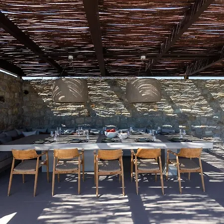 Untold Mykonos Agios Ioannis Diakoftis