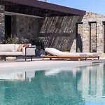 Untold Mykonos Agios Ioannis Diakoftis