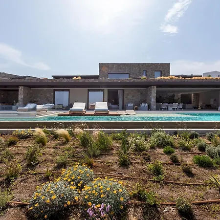 Untold Mykonos Agios Ioannis Diakoftis